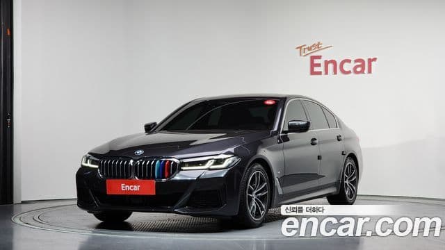 BMW 5 Series (G30)