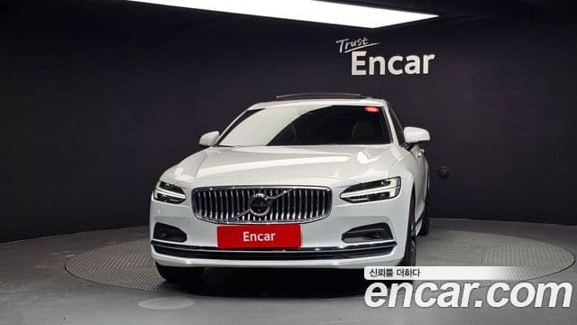 Volvo S90 3