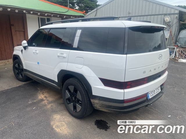 Hyundai Santa Fe (MX5) 4