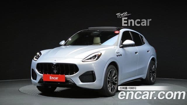 Maserati Grecale 1