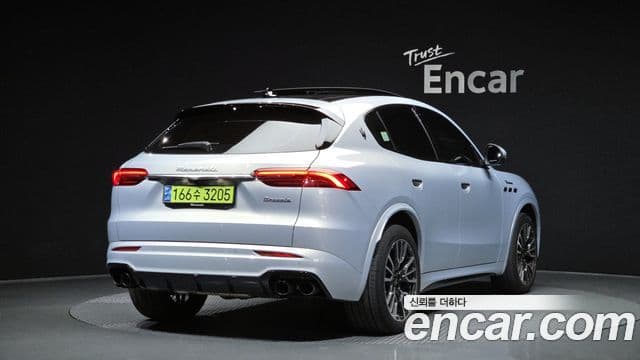 Maserati Grecale 2