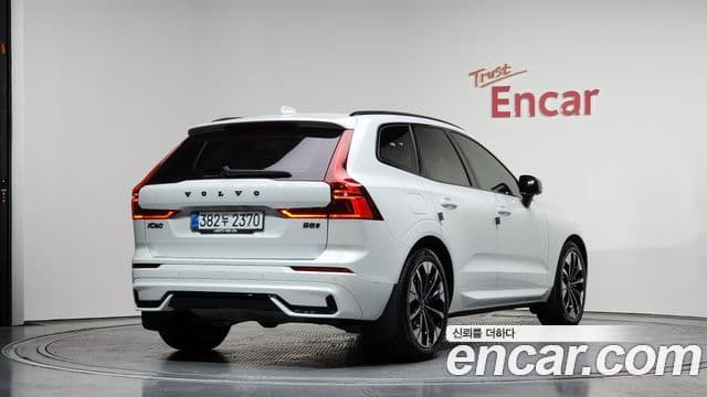 Volvo XC60 2nd Gen 2