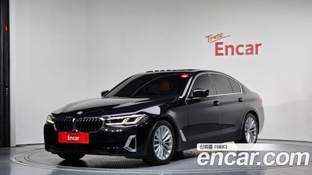BMW 5 Series (G30)