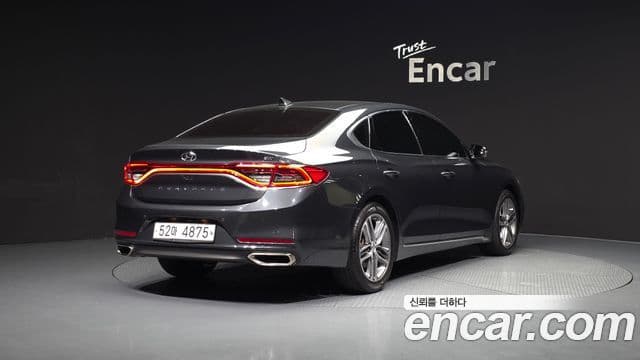 Hyundai Grandeur IG 2