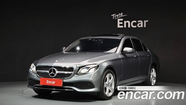 Mercedes-Benz E-Class W213 1