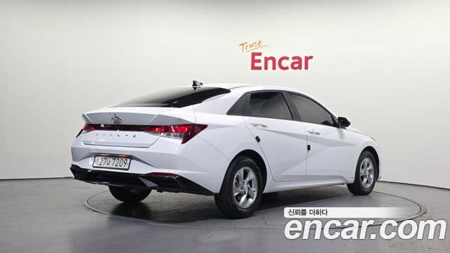 Hyundai Avante (CN7) 2