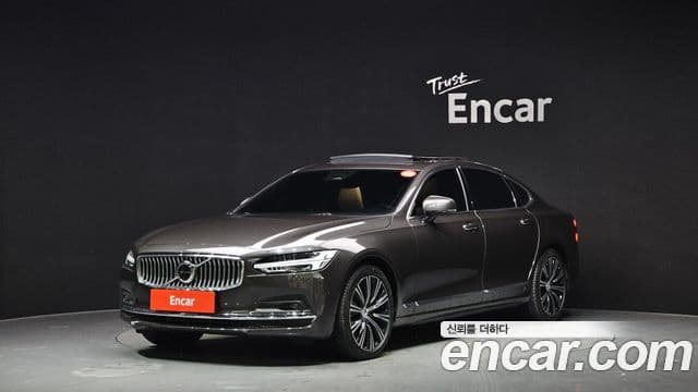 Volvo S90 1