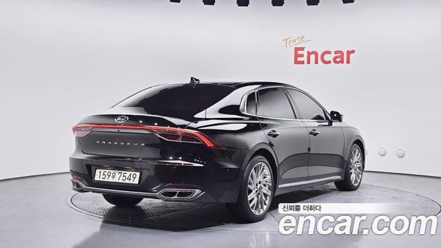 Hyundai The New Grandeur IG 2