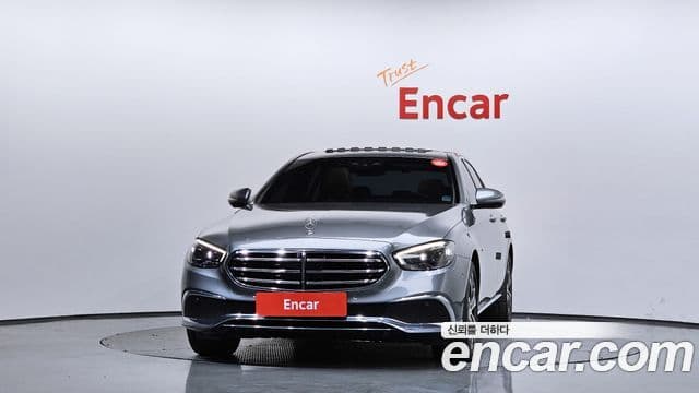 Mercedes-Benz E-Class W213 3