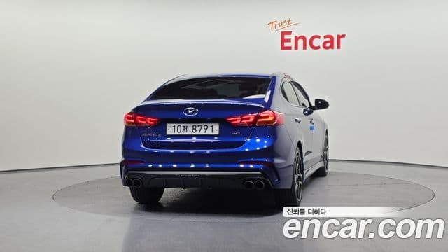 Hyundai Avante AD 4