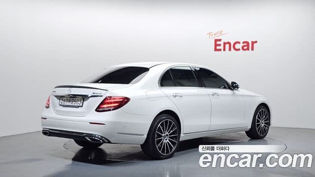 Mercedes-Benz E-Class W213 2