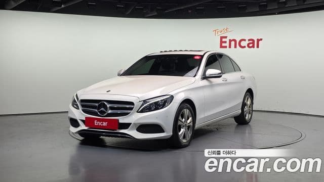 Mercedes-Benz C-Class W205 1