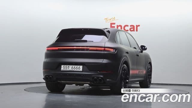 Porsche Cayenne (PO536) 3