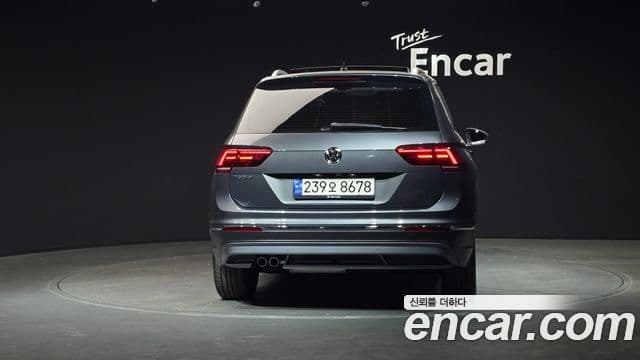 Volkswagen Tiguan 2nd Gen 4
