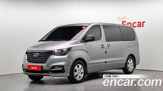 Hyundai The New Grand Starex 1