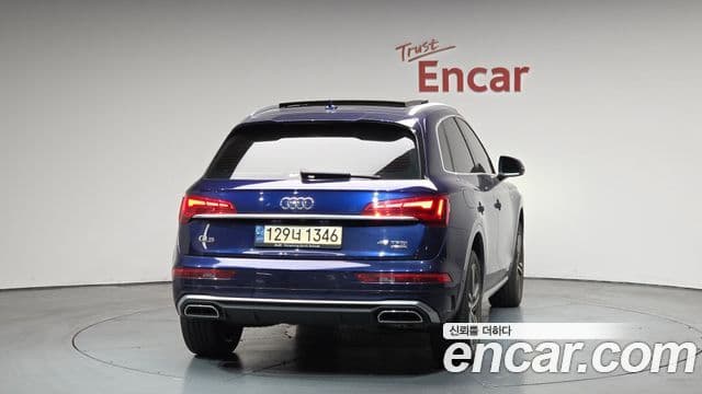 Audi Q5 (FY) 3