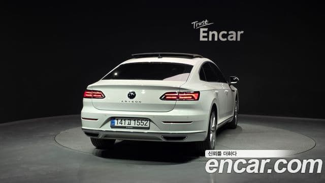 Volkswagen Arteon 4