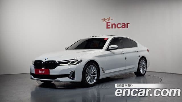 BMW 5 Series (G30)