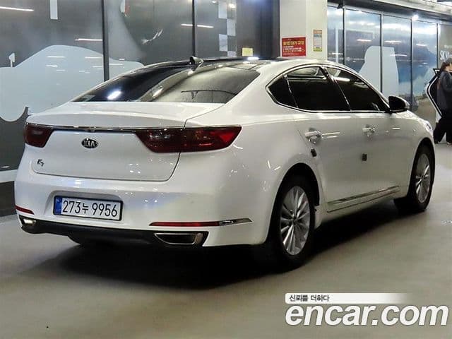 Kia All New K7 4