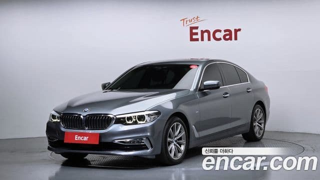 BMW 5 Series (G30)