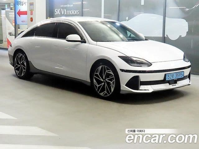 Hyundai Ioniq 6 — 1