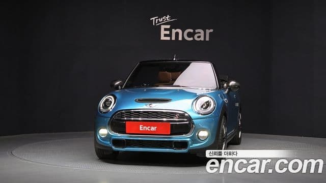 MINI Cooper S Convertible 3