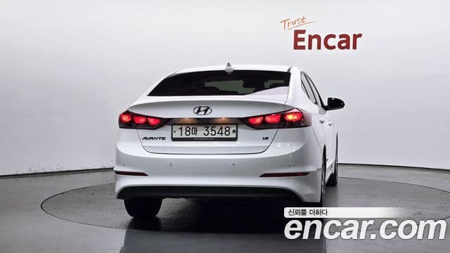 Hyundai Avante AD 4