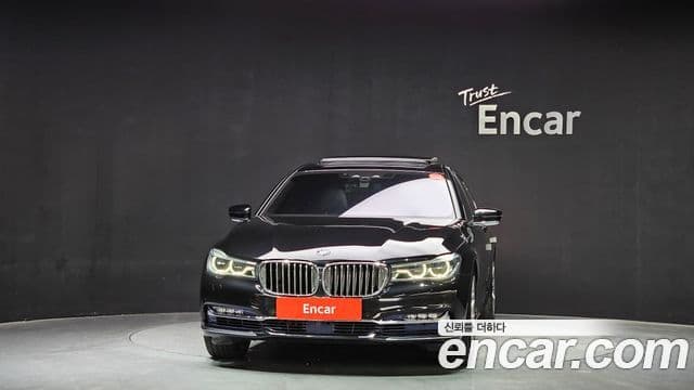 BMW 7 Series (G11) 2
