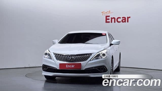 Hyundai Grandeur HG 2
