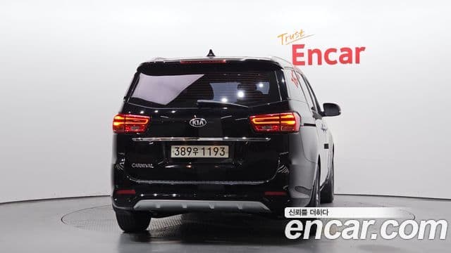 Kia The New Carnival 4