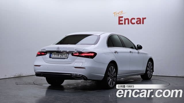 Mercedes-Benz E-Class W213 2