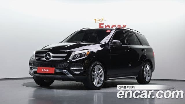 Mercedes-Benz GLE-Class W166