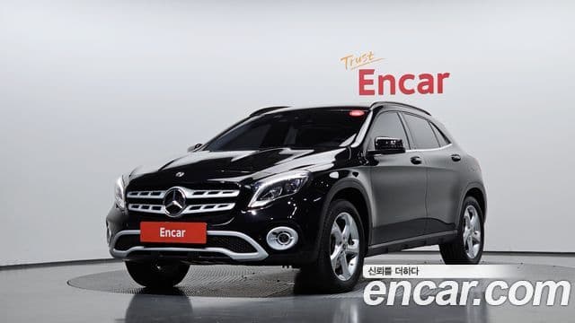 Mercedes-Benz GLA-Class X156 — 1