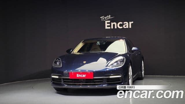 Porsche Panamera (971) 3