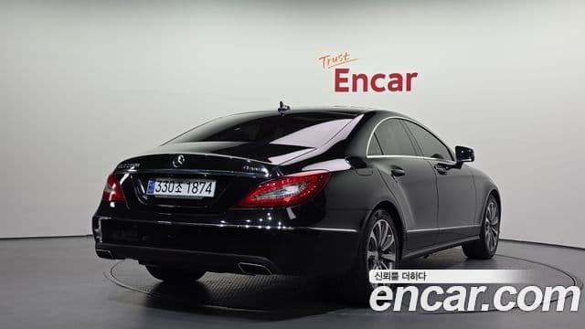 Mercedes-Benz CLS-Class W218 2