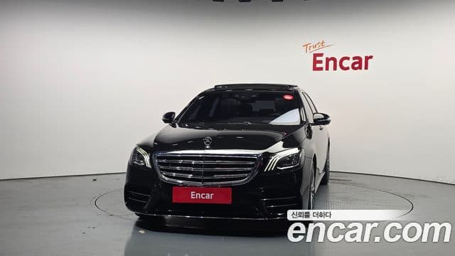 Mercedes-Benz S-Class W222 3