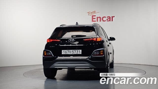 Hyundai Kona 3