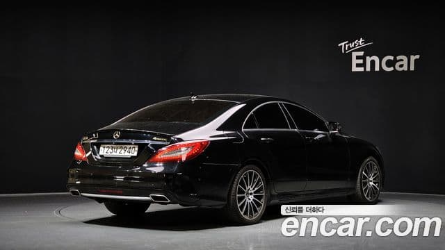 Mercedes-Benz CLS-Class W218 2