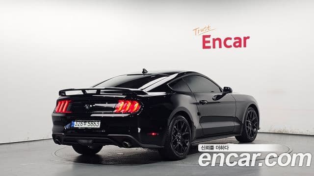 Ford Mustang 2
