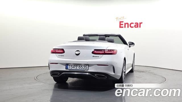 Mercedes-Benz E-Class W213 4