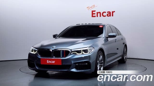 BMW 5 Series (G30)