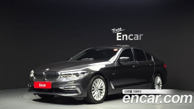BMW 5 Series (G30)