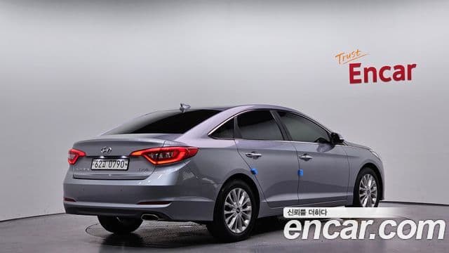 Hyundai LF Sonata 2