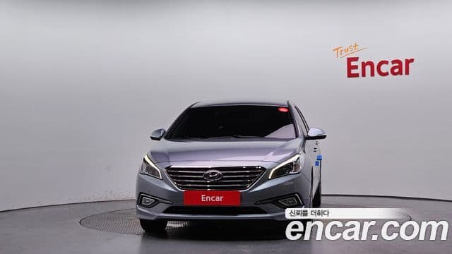Hyundai LF Sonata 3
