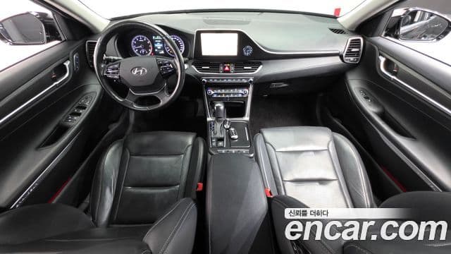 Hyundai Grandeur IG 4