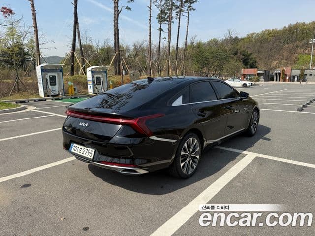 Kia K8 4