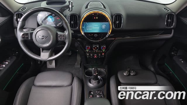 MINI Cooper Countryman 4