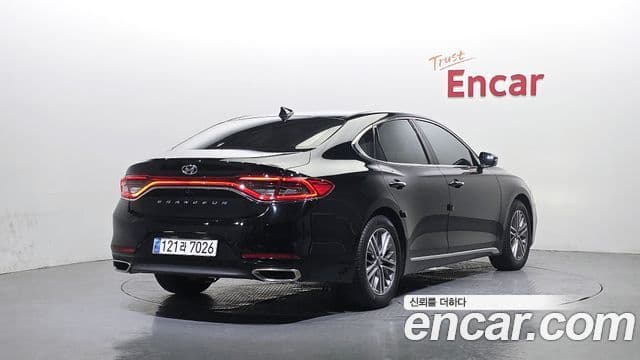 Hyundai Grandeur IG 2