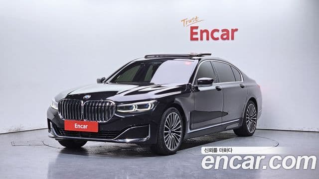 BMW 7 Series (G11) 1