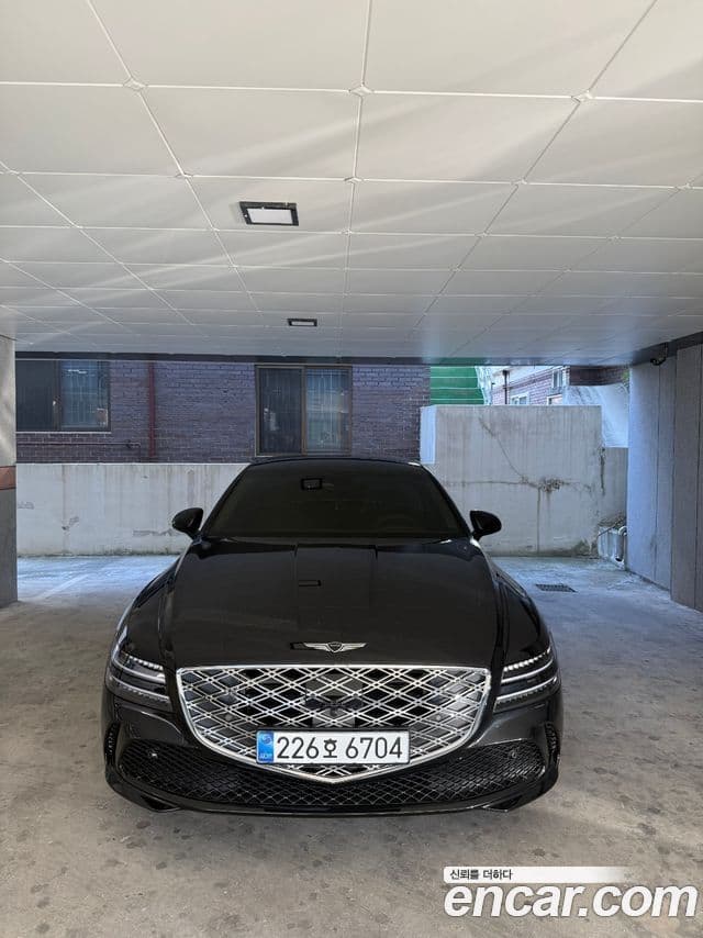 Genesis G80 (RG3)